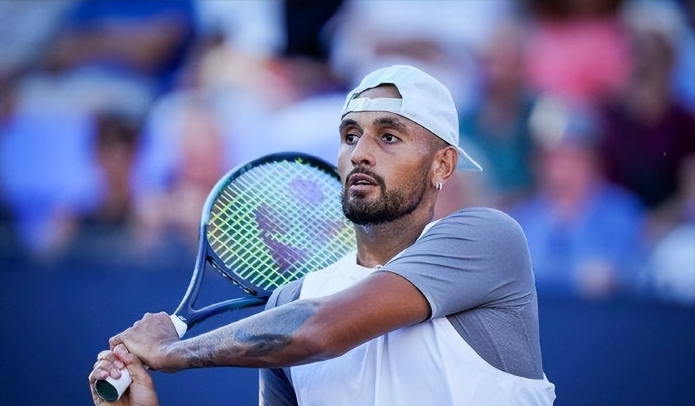 开云体育在线-DFM险胜HLE，Caps团战一打五强强对话小组赛，强势挺进下一轮