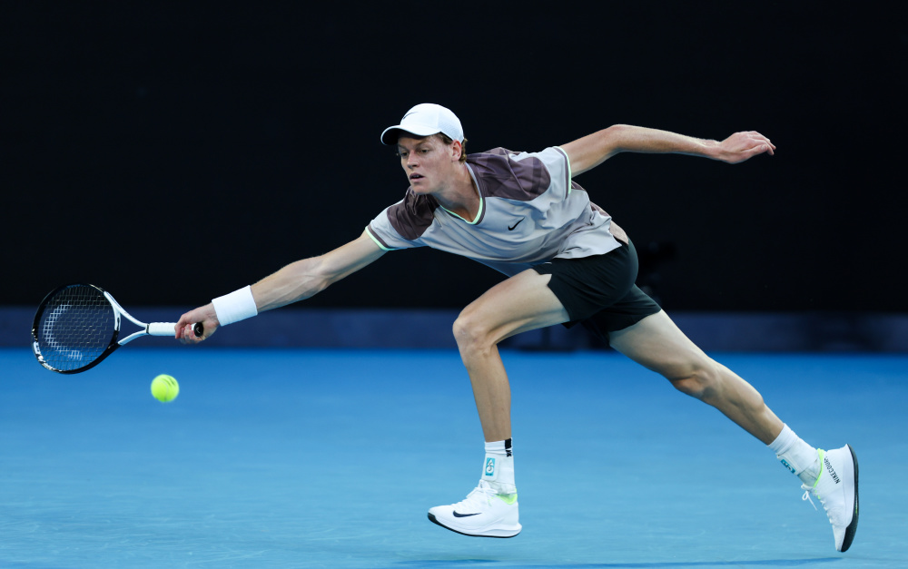 澳网绝杀法网,辛纳点燃赛场的简单介绍 澳网绝杀法网,辛纳点燃赛场的简单介绍